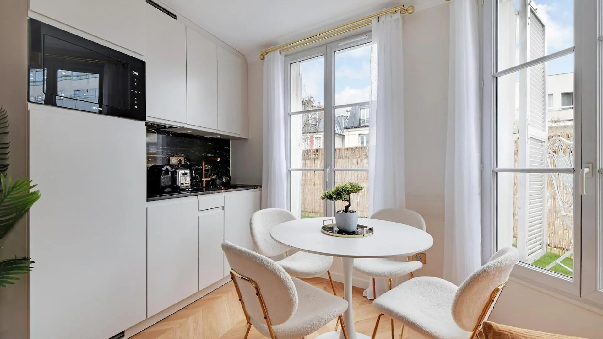 Pick A Flat'S Apartments In Montmartre- Rue Gauthey Paris France