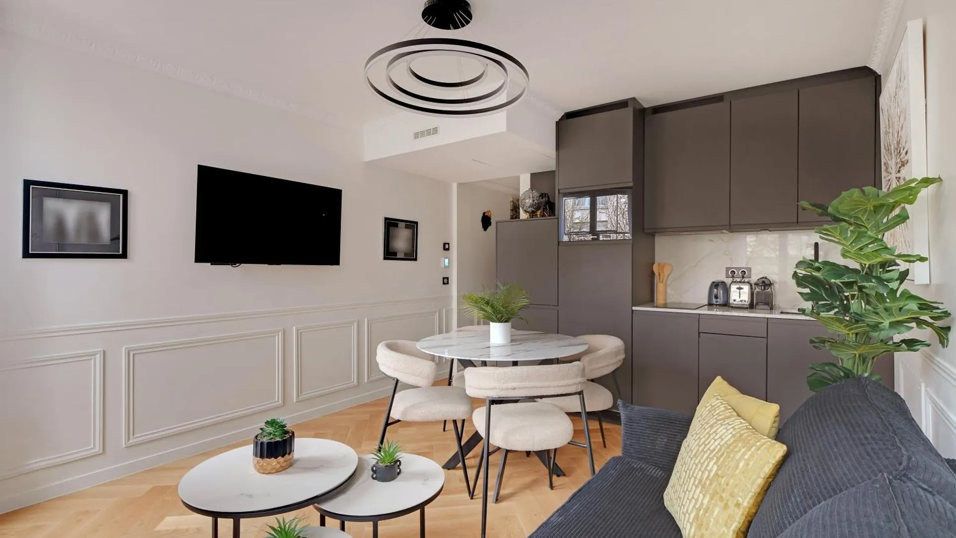 Pick A Flat'S Apartments In Montmartre- Rue Gauthey Paris