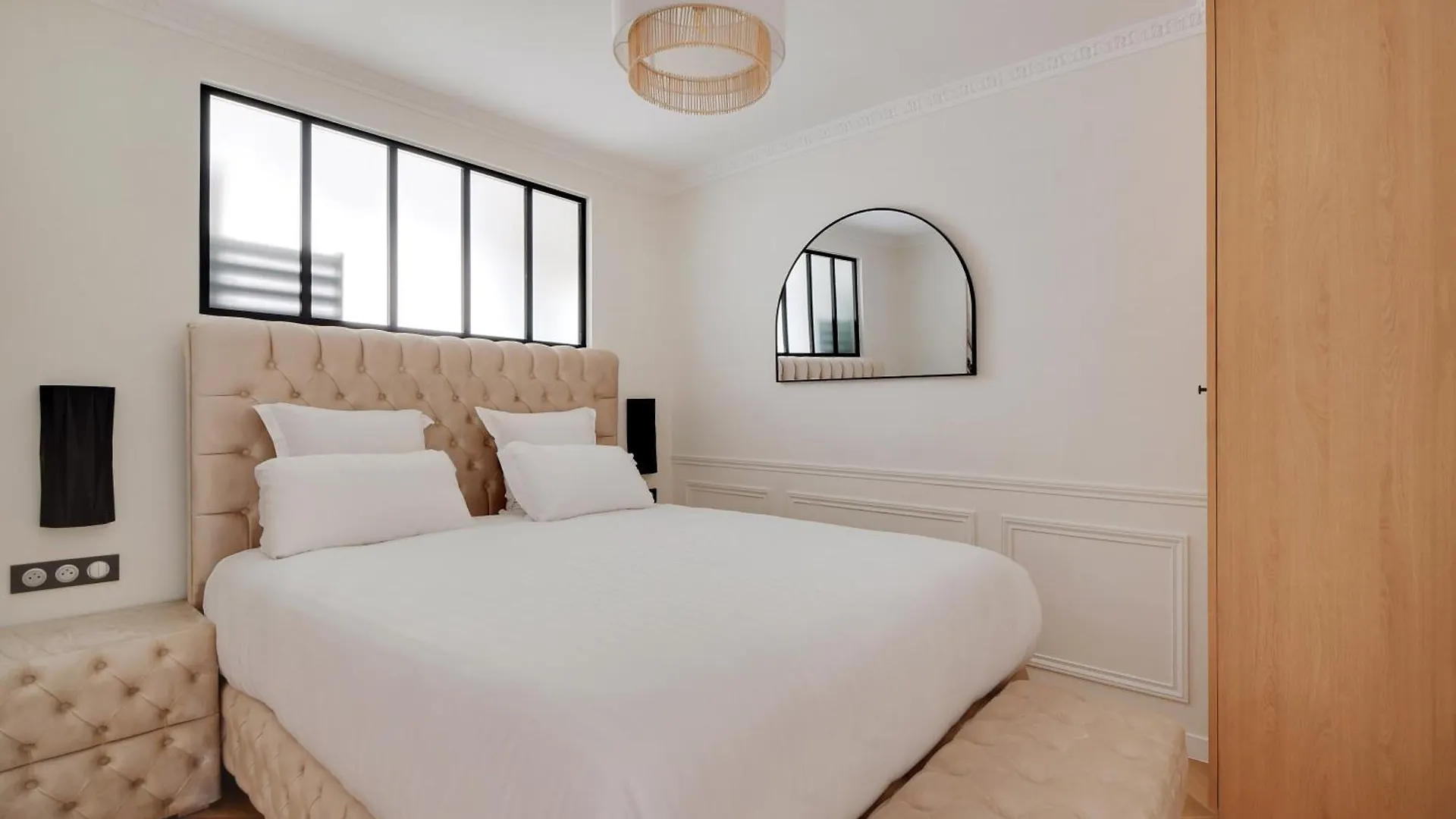 Pick A Flat'S Apartments In Montmartre- Rue Gauthey Paris France