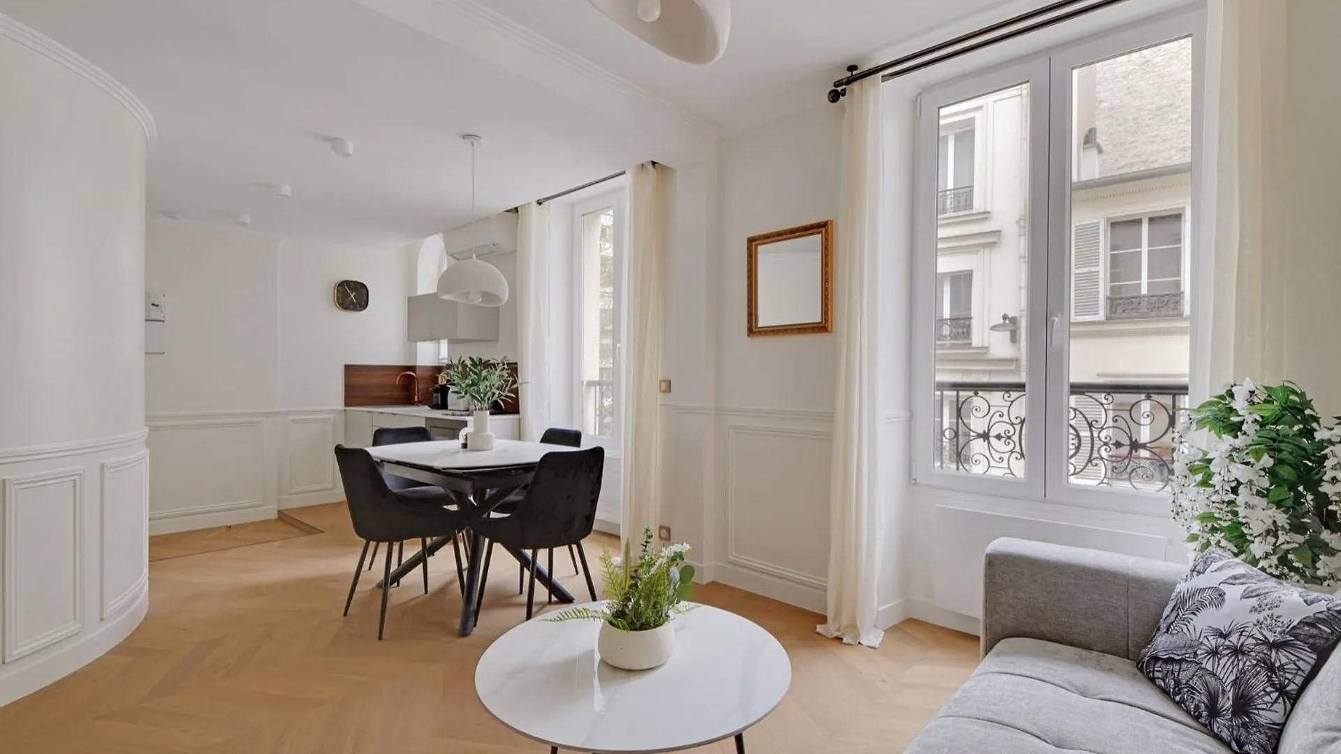 Pick A Flat'S Apartments In Montmartre- Rue Gauthey Paris