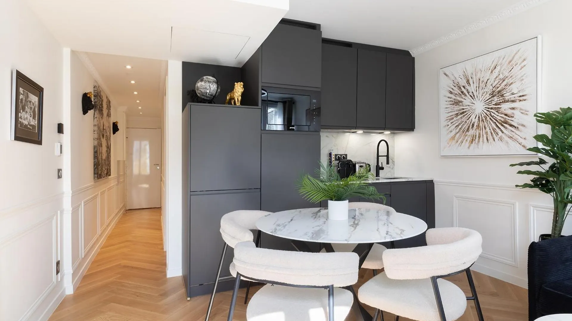 Pick A Flat'S Apartments In Montmartre- Rue Gauthey Paris France